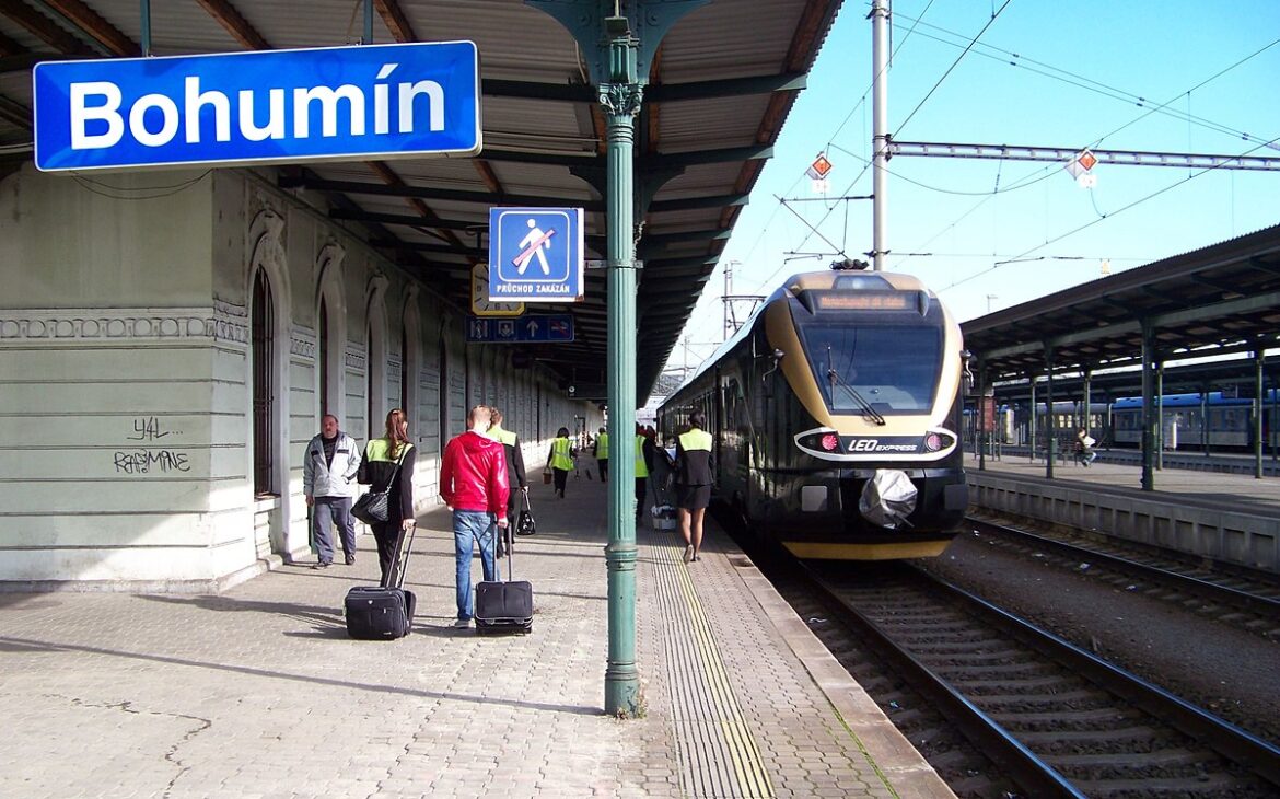 Határon túli beszámolók - Költözés COVID idején 3 Bohumin Leo Express nastup pracovnich cet
