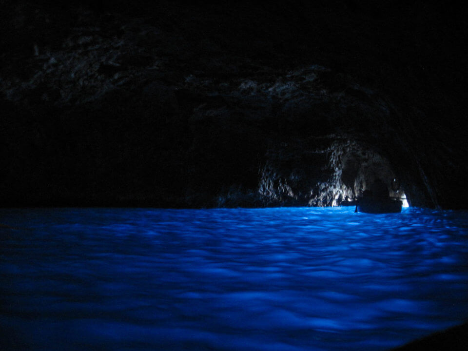 Campania, Olaszország 3. rész Capri az álmok szigete 4 Grotta Azzura belül